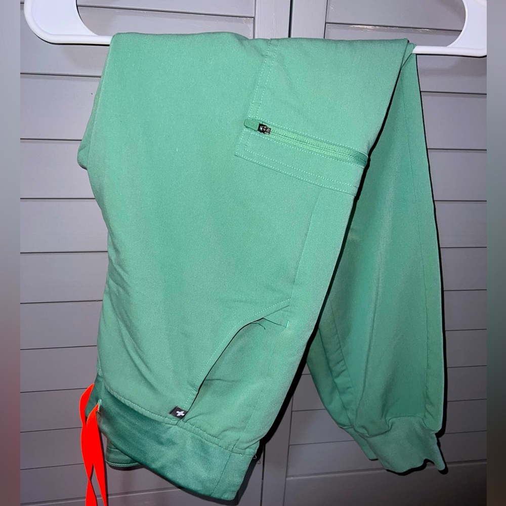 Figs Zamora Scrub Joggers
